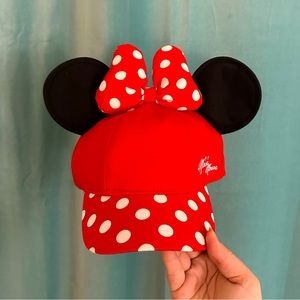 NWT Disneyland Minnie Mouse Ear Hat
